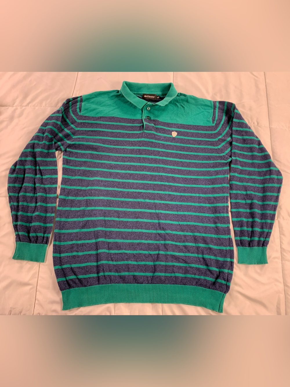 Pre loved MENTOR long sleeve mens size XL